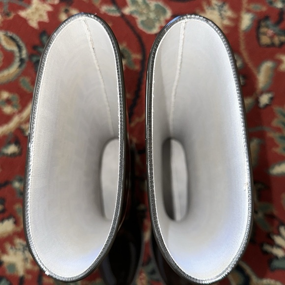 Fendi Rain Boots - Picture 5 of 12